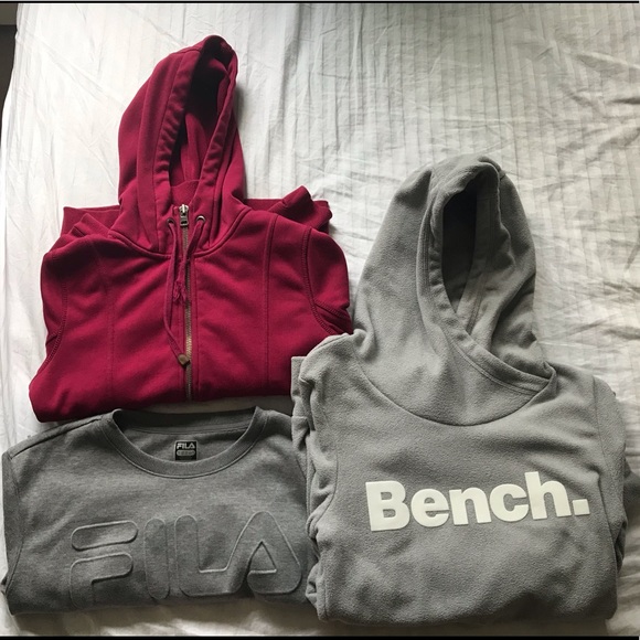 assorted crewnecks/hoodies - Picture 1 of 4
